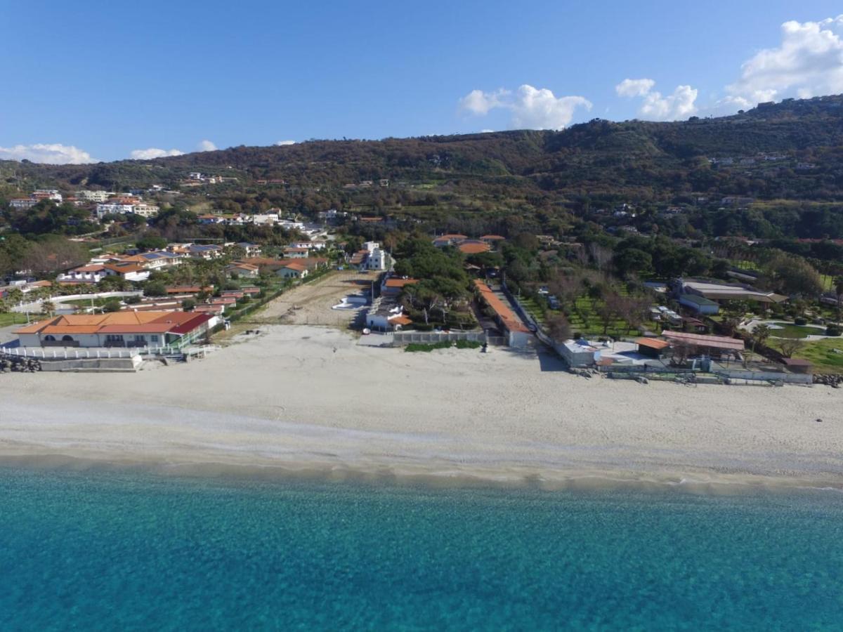 Villaggio Residence Emmesse Zambrone Eksteriør bilde